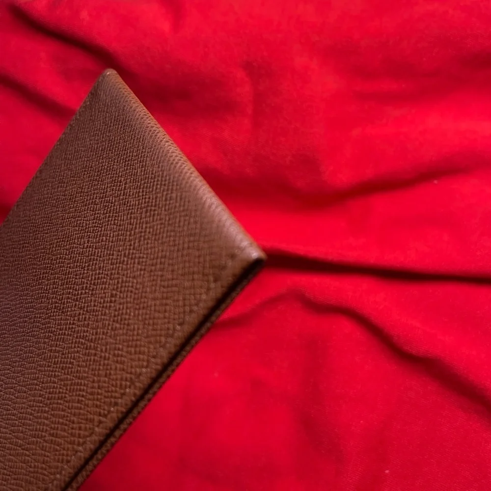 AUTHENTIC LV Taiga Card Holder VG-E condition